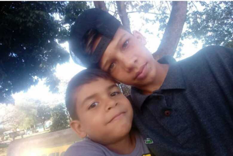 Igor Davi e Guilherme dos Santos Fernandes eram passageiros do ultraleve