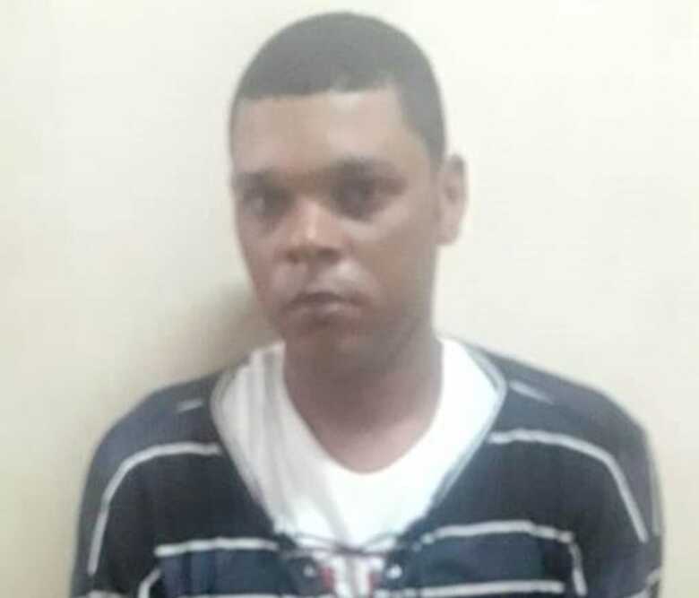 Valdeir Ant&ocirc;nio Rodrigues