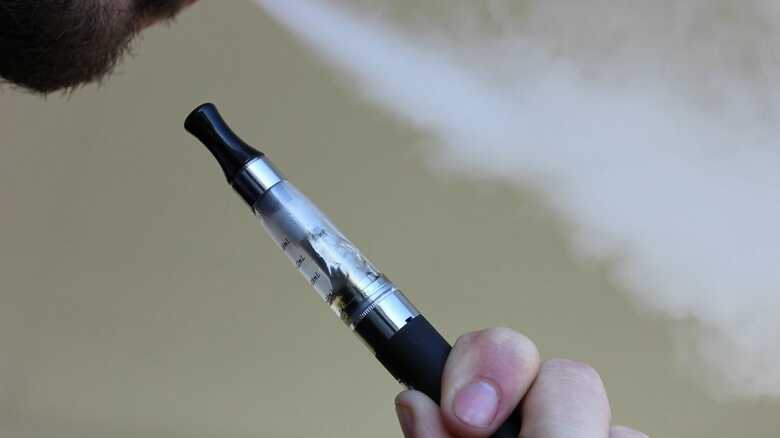 Segundo o Centro de Controle e Prevenção de Doenças do EUA já foram 18 mortes associadas ao cigarro eletrônico