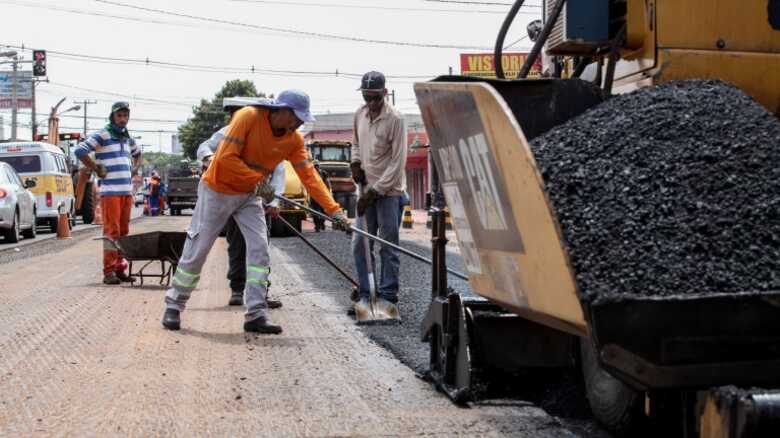 Circulam na via diariamente, 45 mil ve&iacute;culos