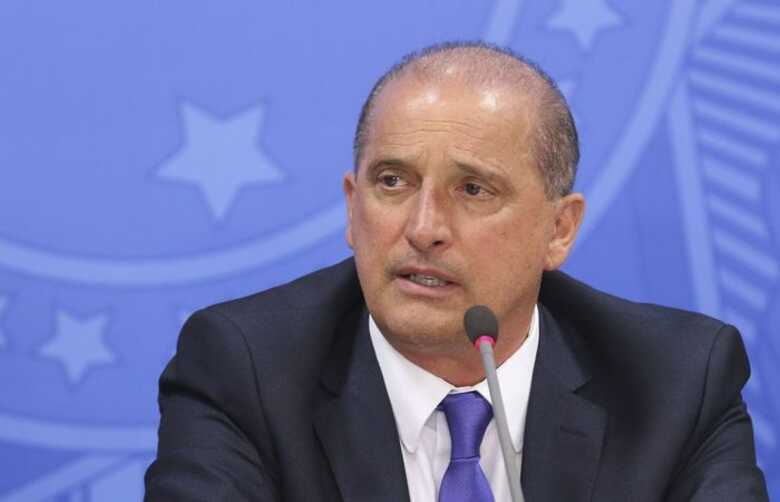 Onix Lorenzoni afirmou que os setores a serem contemplados ainda ser&atilde;o definidos, mas a infraestrutura e o agroneg&oacute;cio como prioridades