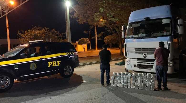 Polícia Rodoviária Federal apreende 146,7 kg de cocaína em Miranda (MS)