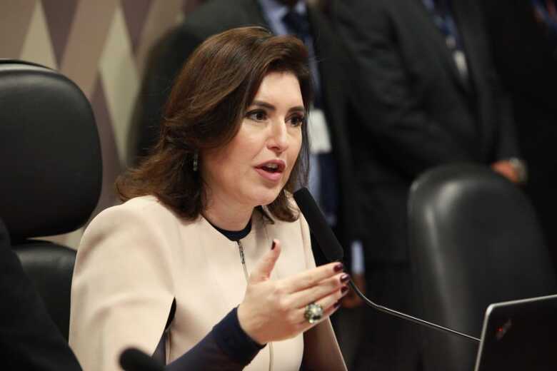 Nada mais importante neste momento do que Senado poder estar ao lado de Estados e Municípios", disse Simone Tebet