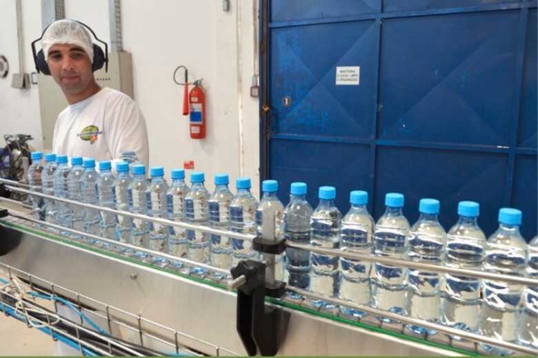 As empresas interessadas em envasar água salina, terão dois anos para adequar o produto para consumo
