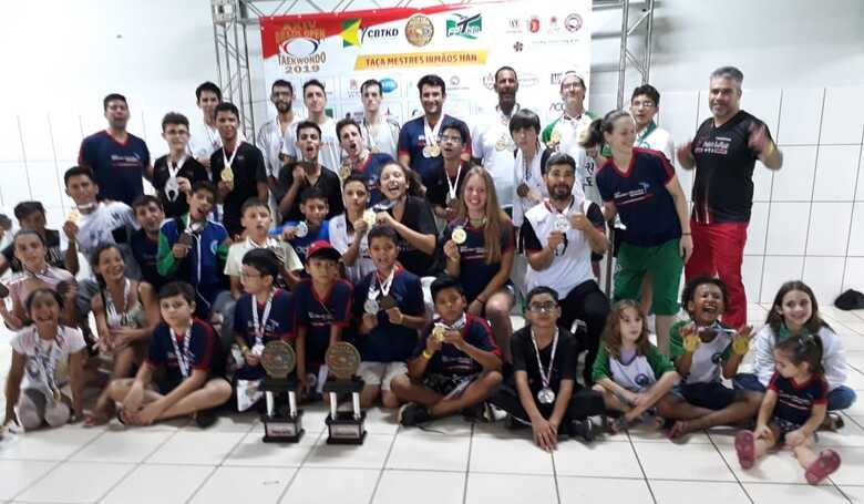 Atletas das academias de Taekwondo do Mato Grosso do Sul