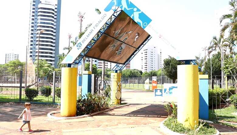 O Belmar Fidalgo fica na Dom Aquino, 2536  no  Centro de Campo Grande