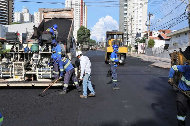 Recapeamento de uma das ruas de Campo Grande