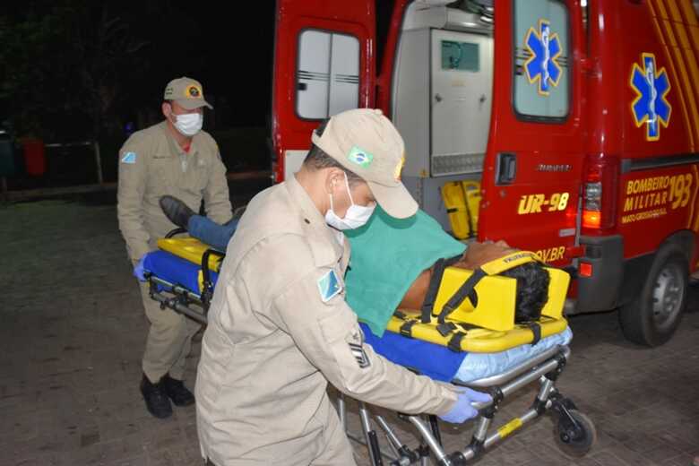 Luiz Fernandes foi socorrido pelos Bombeiros e encaminhado a uma unidade de saúde