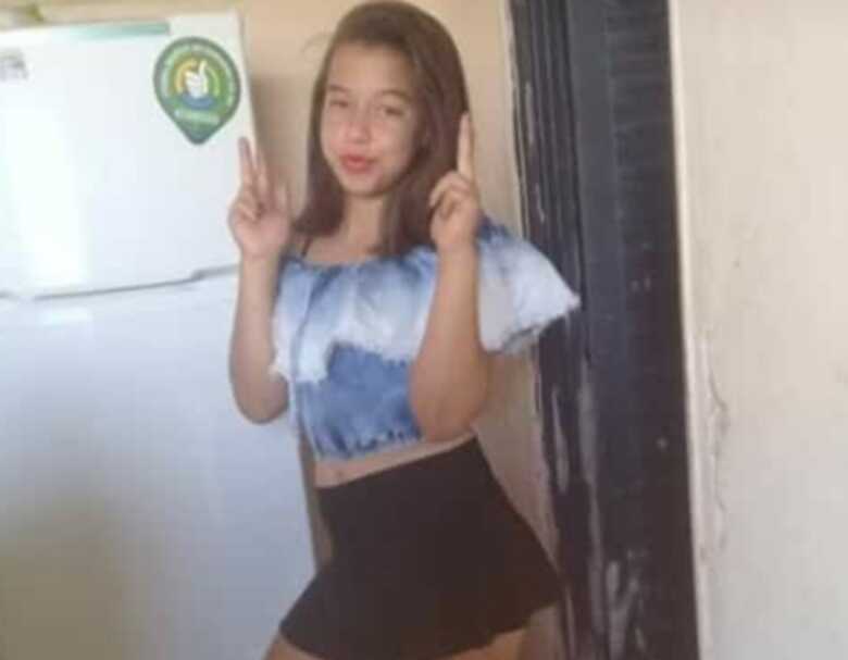 Ingrid Lopes Ribeiro, 13 anos