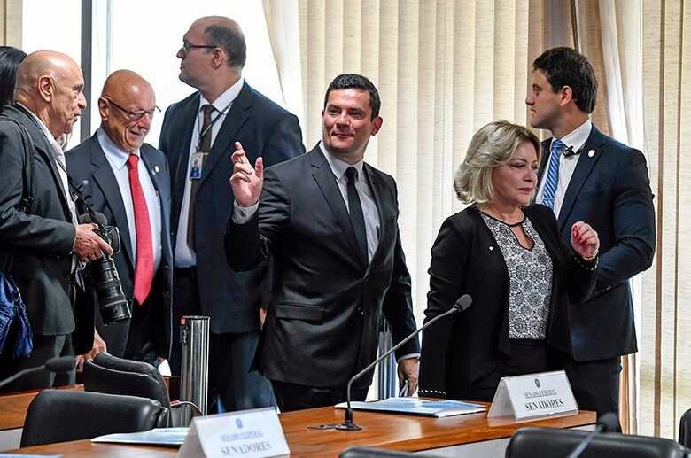 O texto em discuss&atilde;o na CCJ &eacute; um substitutivo da senadora Ju&iacute;za Selma, constru&iacute;do a partir de conversas de senadores com o ministro