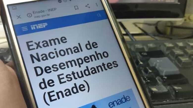 O Instituto Nacional de Estudos e Pesquisas Educacionais Anísio Teixeira (Inep) tem 434.859 estudantes inscritos na prova