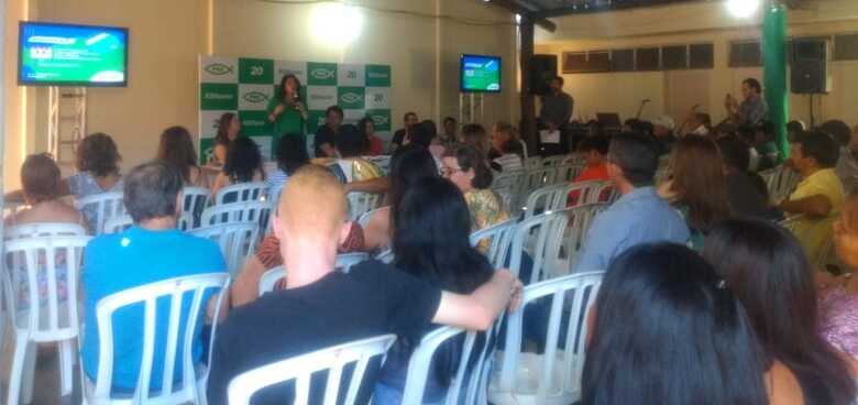 Paulo Matos, Jéssica Ohana, Oswaldo Neto, Jemima Santana e Liz Derzi Matos, compuseram a mesa de debates