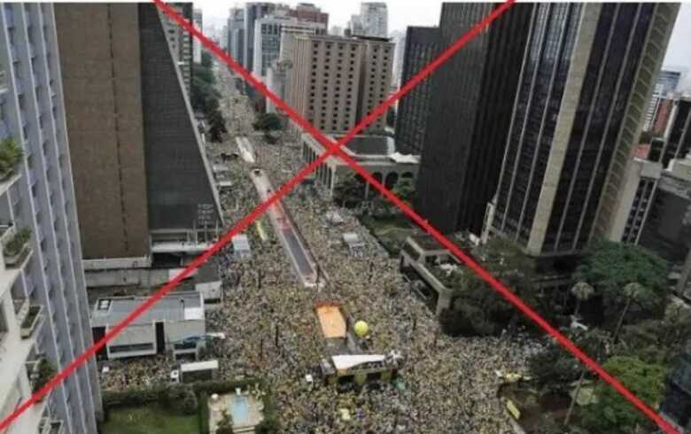 Imagem do protesto de 2015 contra a ex-presidente Dilma