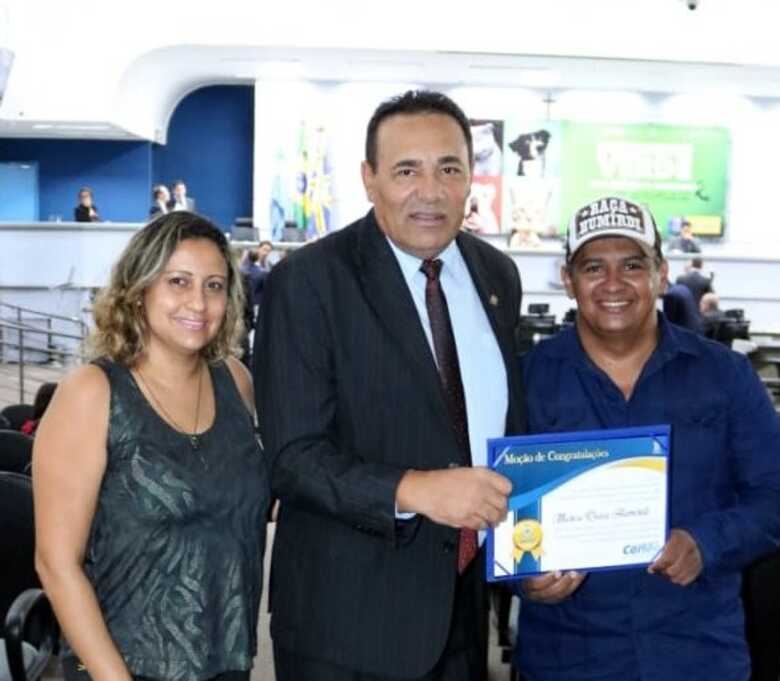 Carlão com o proprietário da Raça Humirdi