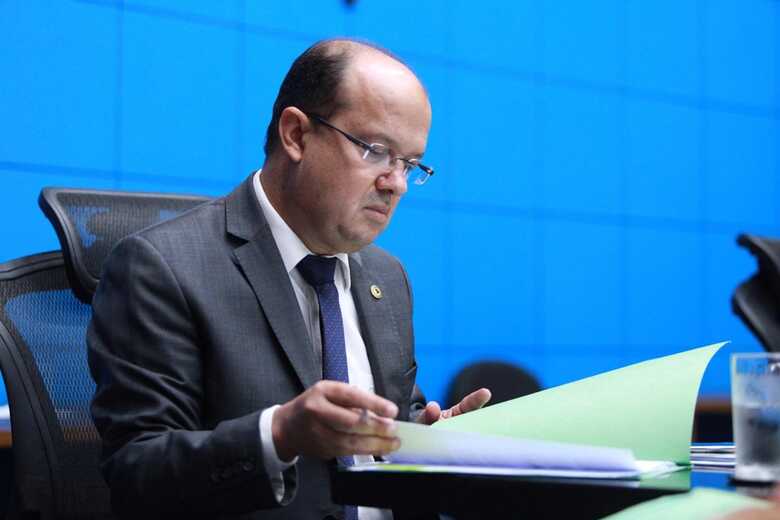 Parlamentar comemora realiza&ccedil;&atilde;o de projetos do Governo