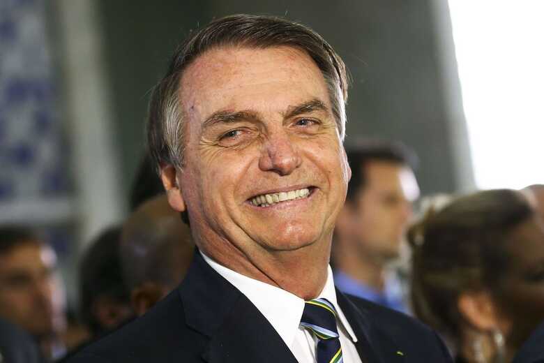 O an&uacute;ncio do presidente, Jair Bolsonaro, foi feito em sua live no Facebook na noite de quinta-feira