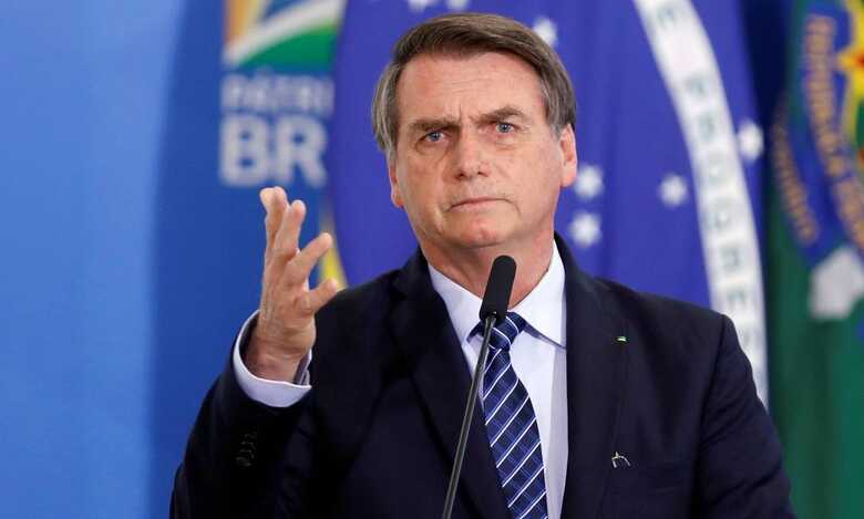 “Não podemos quebrar contratos, mas vamos quebrando devagar esses monopólios, usando a lei”, disse o presidente Jair Bolsonaro