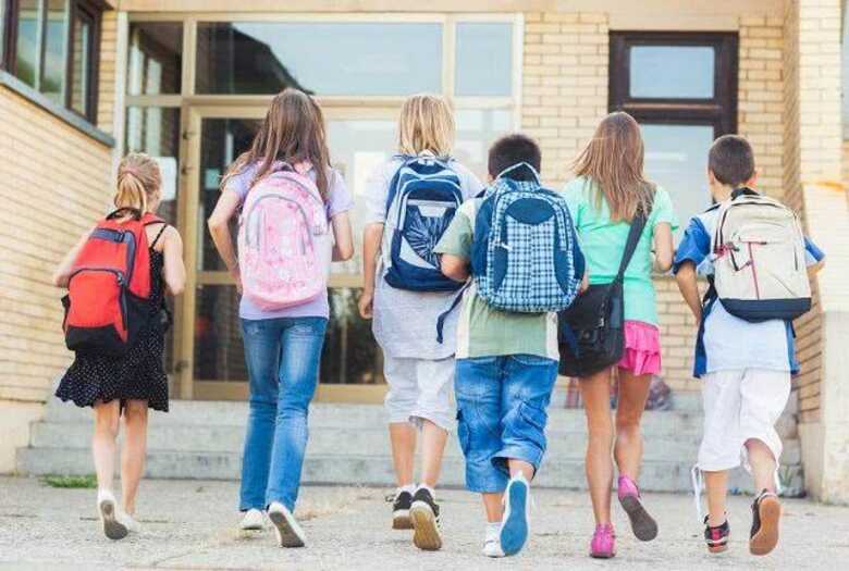 Alunos de escolas municipais tem menos de um mês para voltar às aulas