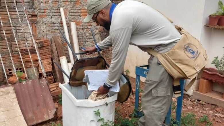 As equipes ir&atilde;o atuar de forma simult&acirc;nea em 13 bairros fazendo a inspe&ccedil;&atilde;o de im&oacute;veis