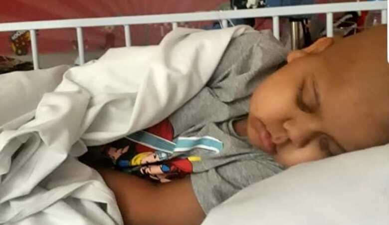 Enzo tem 21 dias para come&ccedil;ar o novo ciclo de tratamento