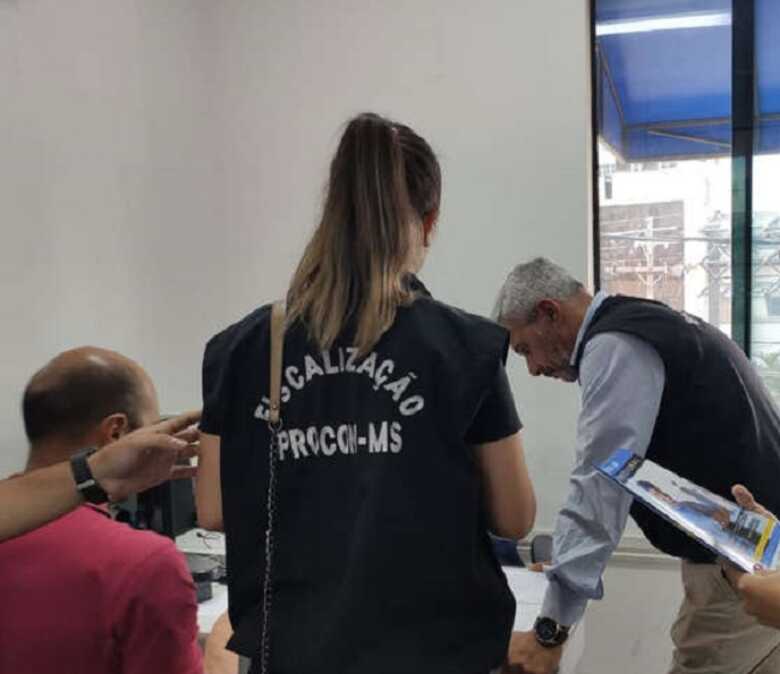 A escola de cursos proficionalizantes fica na na rua Dom Aquino, centro de Campo Grande