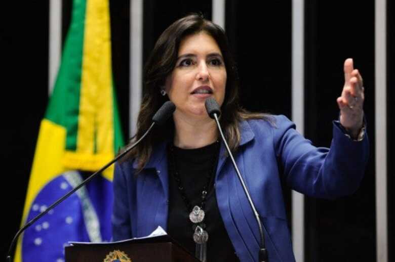"Decisão acertada do presidente em demitir o secretário”, diz Simone Tebet
