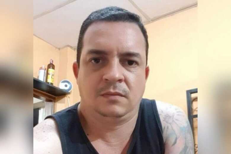 V&iacute;tima foi fechada pelo carro do homem logo ap&oacute;s a virada do ano