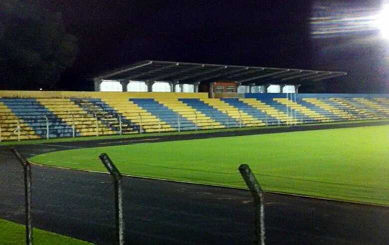 Partida terminou em 2x2 nos melhores classificados na rodada