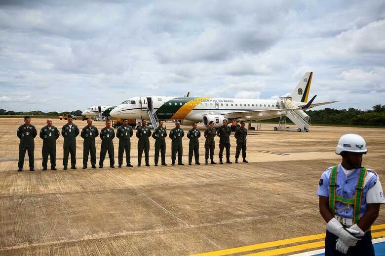 Aeronaves retornaram no dia 8 de fevereiro e todos passarão por quarentena