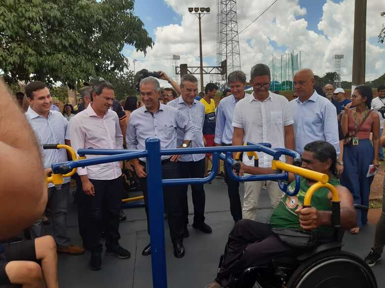 Willian Maksoud, Marquinhos Trad, Reinaldo Azambuja, Paulo Correa, Rudi Fiorese, Rodrigo Terra e Carlos Alberto Assis, durante a solenidade