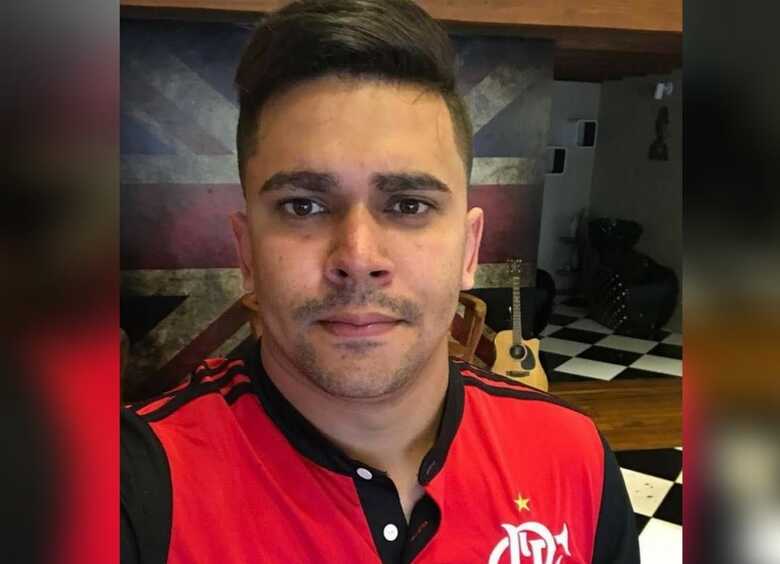O motorista de aplicativos, Lucas Silvano