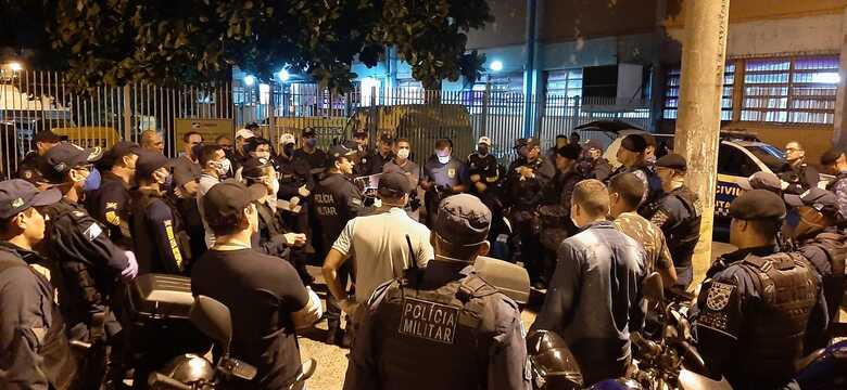PM abordou 74 nas ruas de Campo Grande na região da antiga rodoviária na noite desta quarta-feira