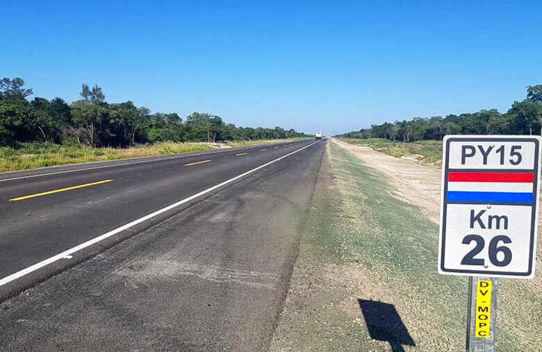 Trecho da rodovia PY 15