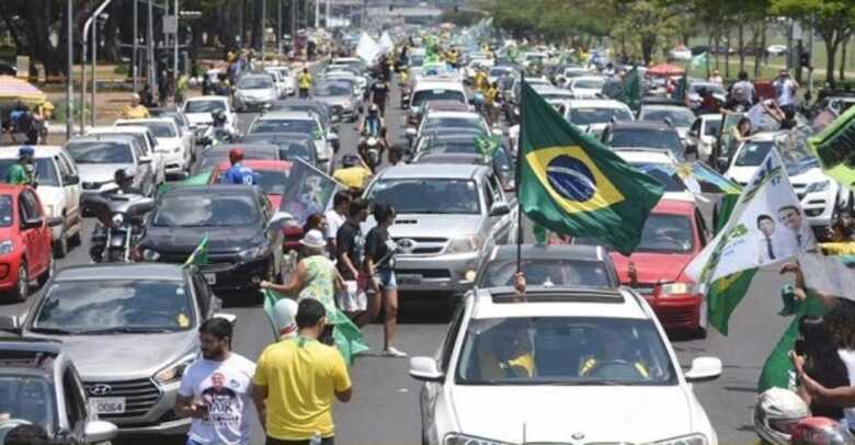Carreata em apoio ao Governo Federal