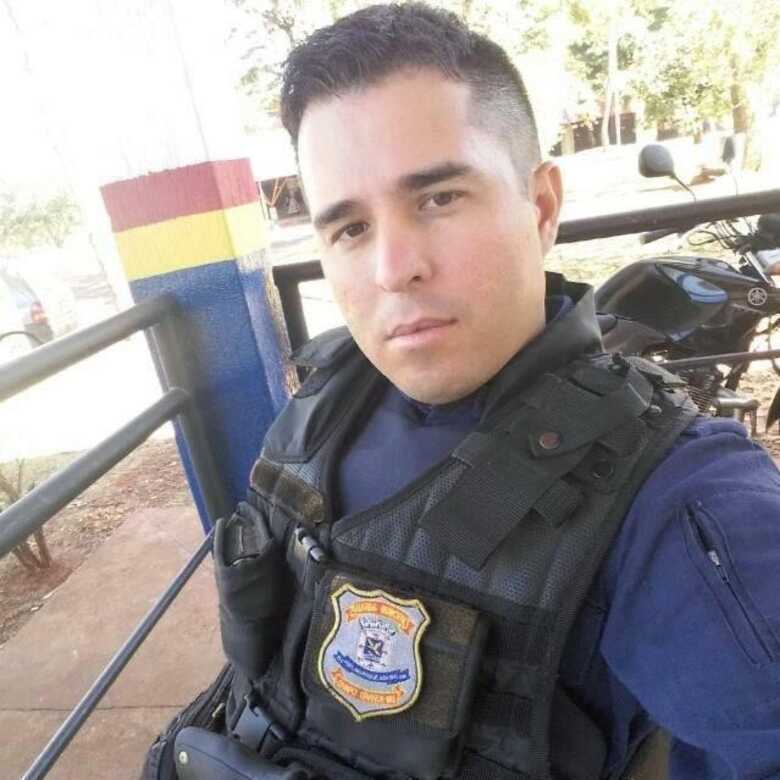 O guarda civil metropolitano, Valtenir Pereira da Silva, est&aacute; foragido