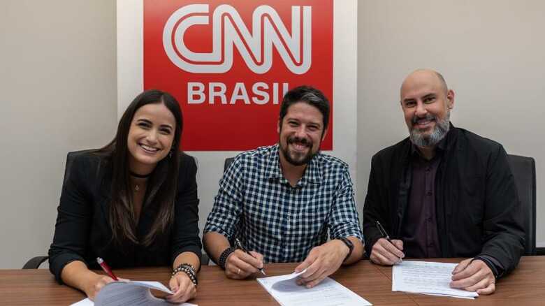 Mari Palma e Phelipe Siani com Douglas Tavolaro na CNN Brasil