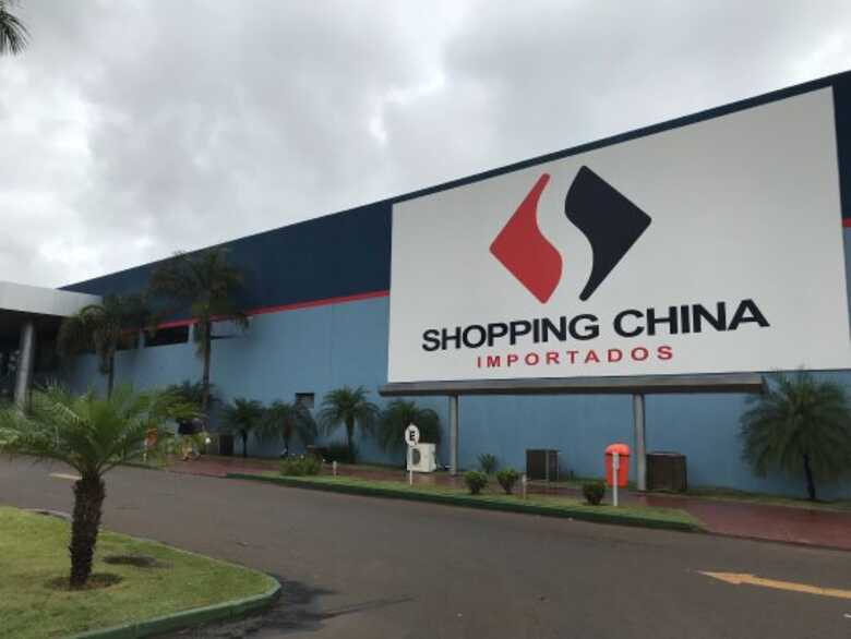 Fachada do Shopping China, localizado no Paraguai