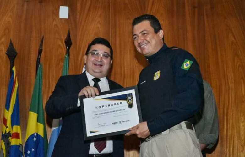 Val&eacute;rio Azambuja, secret&aacute;rio municipal de Seguran&ccedil;a e Defesa Pessoal e Luiz Alexandre, superintendente da PRF/MS