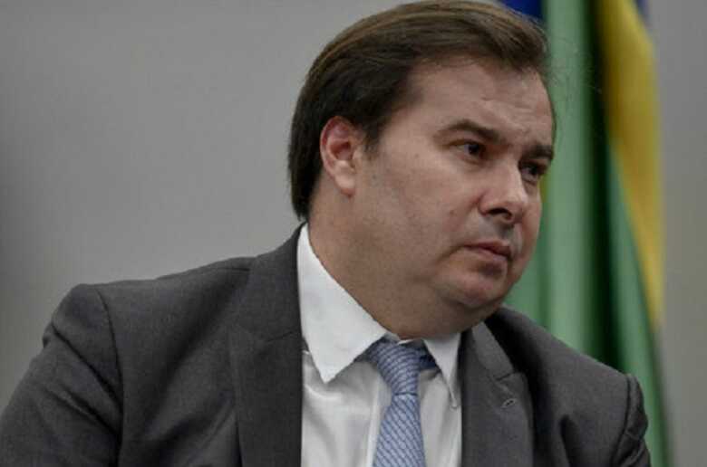 Rodrigo Maia, presidente da C&acirc;mara dos Deputados, fez a sugest&atilde;o durante coletiva nesta manh&atilde;