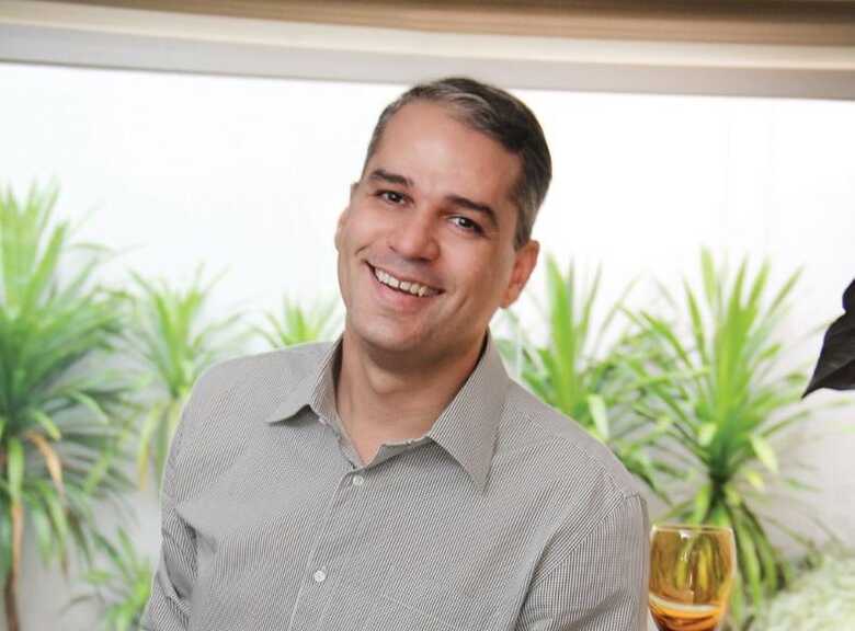 Maurício Wanderley, proprietário do Twist Bar