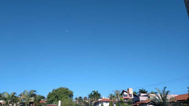 Céu na manhã de sábado em Campo Grande