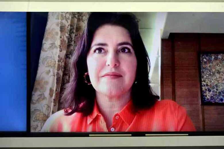 A senadora reforçou a necessidade de união entre os poderes para aprovar medidas benéficas à sociedade durante a crise