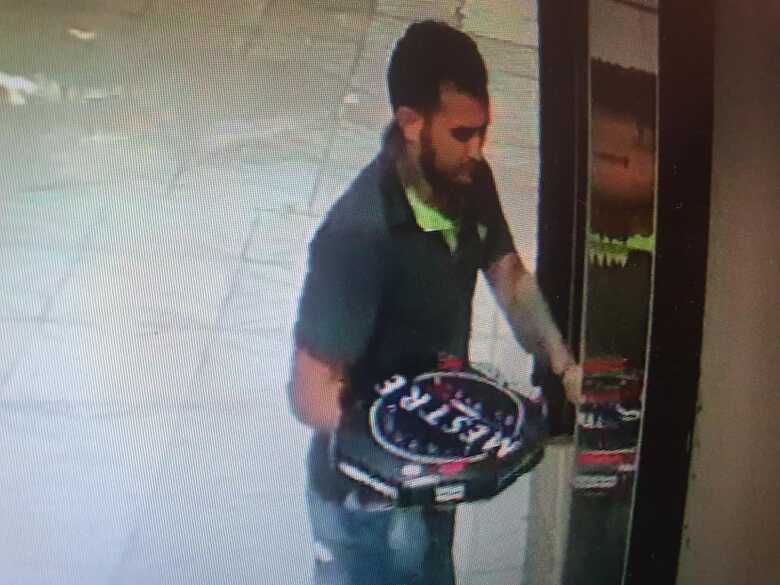 Alexsandro foi preso e encaminhado para a Delegacia de Pronto Atendimento Comunit&aacute;rio (Depac) no centro