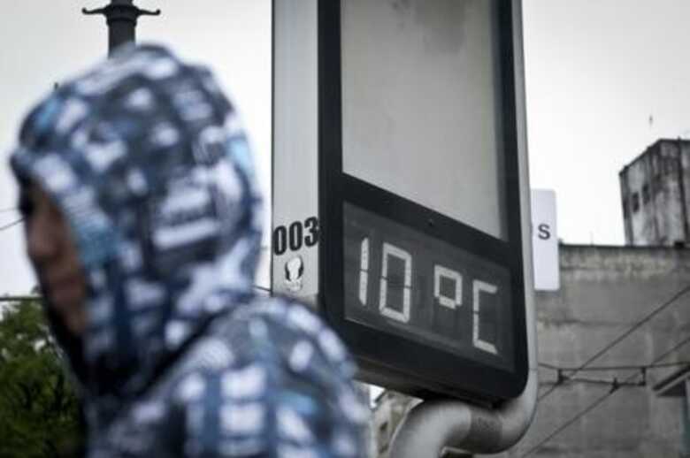 O p&uacute;blico-alvo da campanha s&atilde;o fam&iacute;lias com renda per capita de at&eacute; meio sal&aacute;rio m&iacute;nimo ou renda familiar de at&eacute; tr&ecirc;s sal&aacute;rios m&iacute;nimos