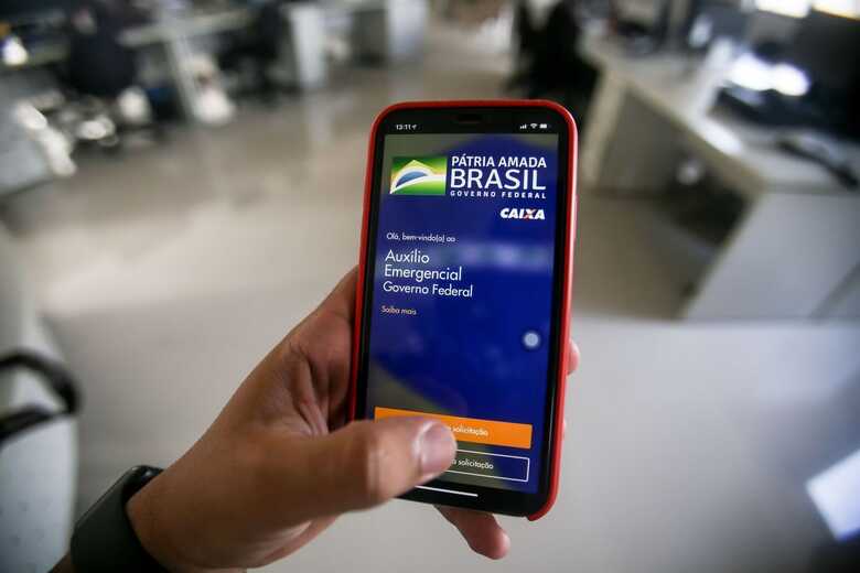 Pagamento desta quarta será para inscritos no CadÚnico e mães chefes de família