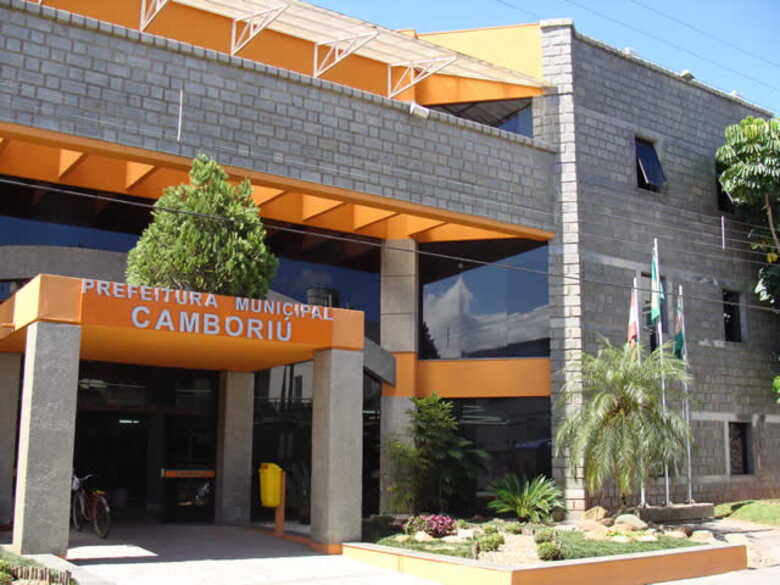 Prefeitura de Cambor&iacute;u em Santa Catarina  pede apoio da popula&ccedil;&atilde;o na confec&ccedil;&atilde;o de m&aacute;scaras e doa&ccedil;&otilde;es de material