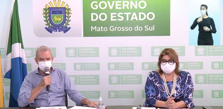 Secret&aacute;rio Estadual de Sa&uacute;de, Geraldo Resende e a secret&aacute;ria-adjunta de Sa&uacute;de, Cristhinne Maymone