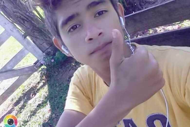 Edson Ramón Rotela Gonzalez, de 17 anos, foi encontrado à margem de uma estrada de Bella Vista do Norte