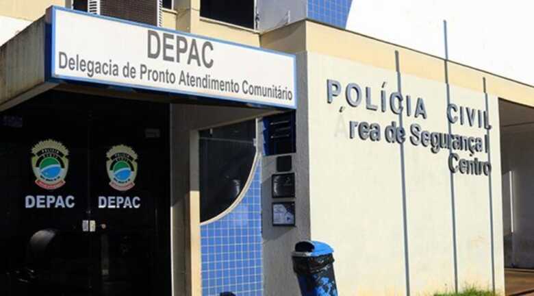 O crime foi registrado na Delegacia de Pronto Atendimento do Centro (DEPAC CENTRO)