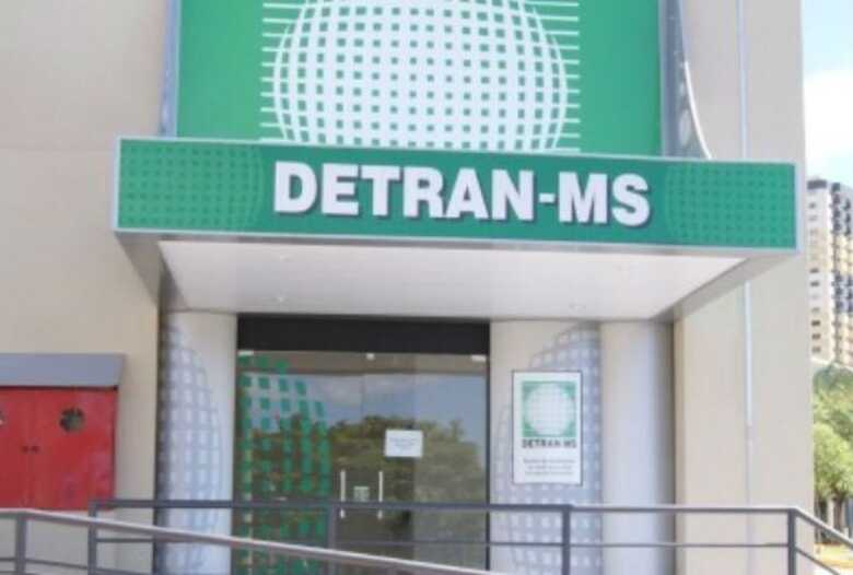 Detran/MS disponibiliza emiss&atilde;o de guias por meio do site para o quem quiser pagar a d&iacute;vida em abril